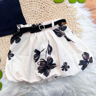  Conj. Blusa Canelada e Short Saia Balonê Floral com Cinto - Preto